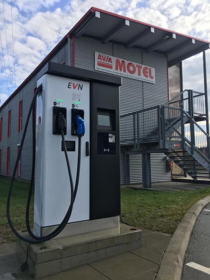 Fairsleep Avia Motel Gmuend Экстерьер фото